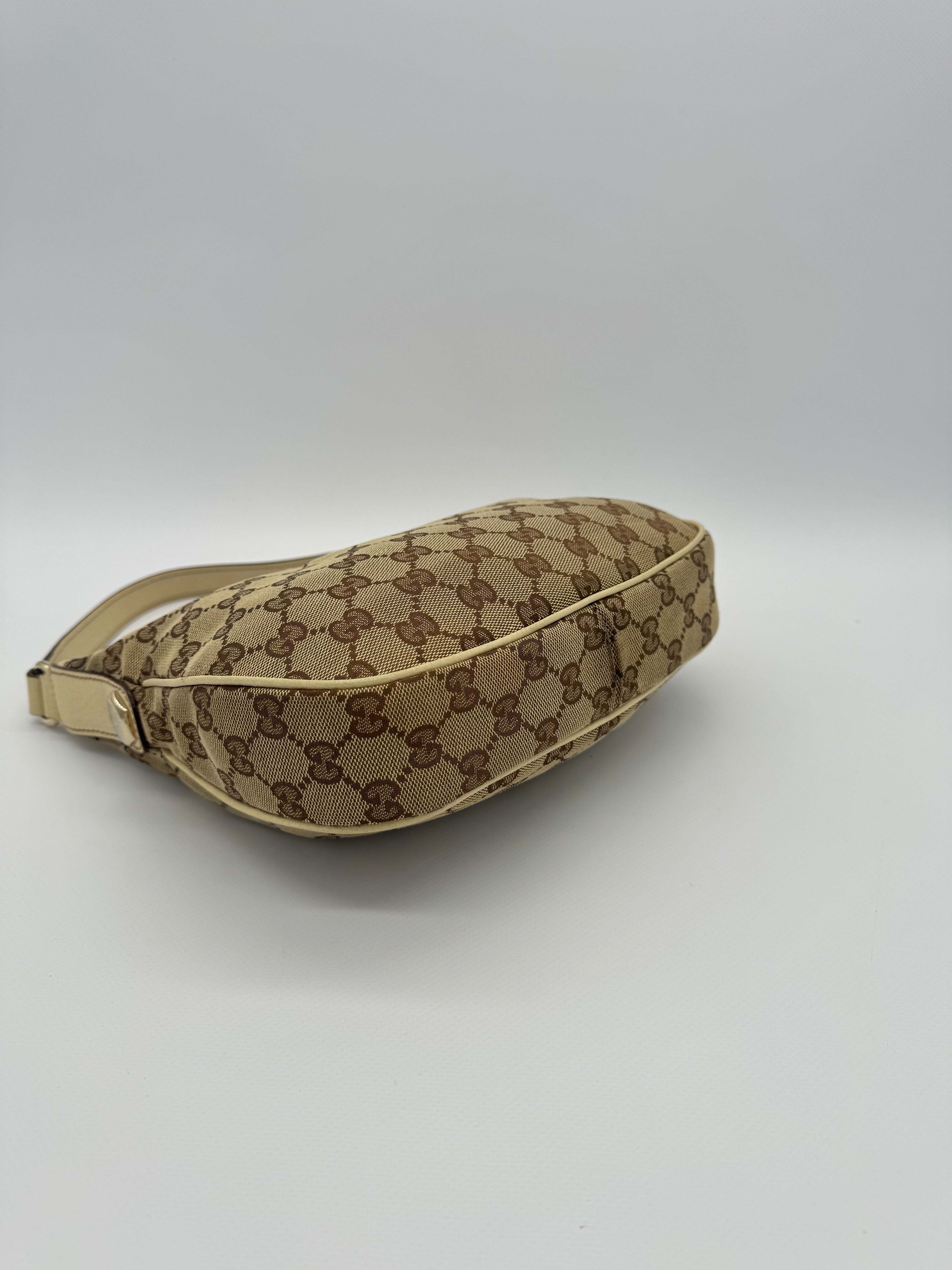 Gucci Small Charmy Hobo