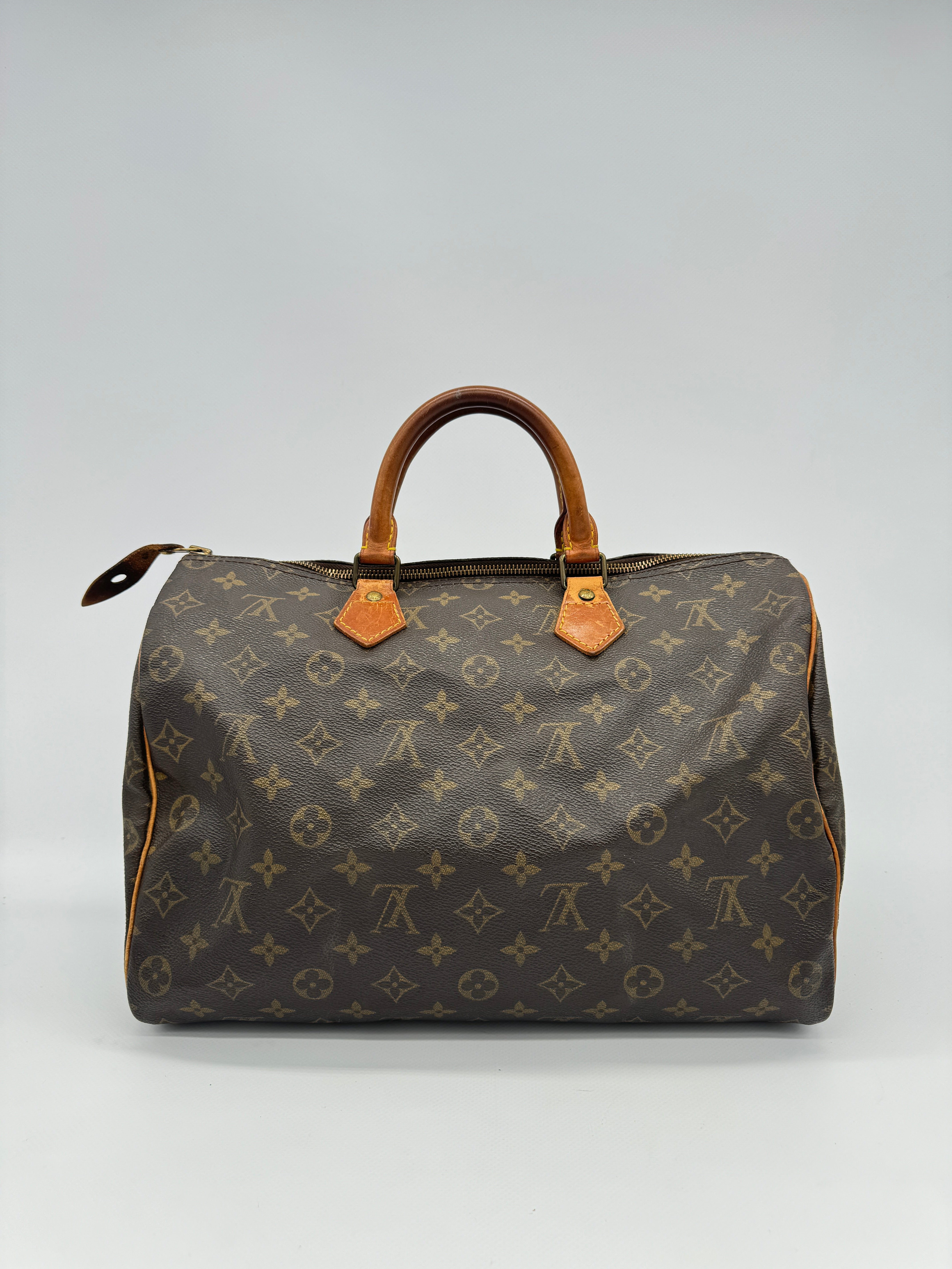 Louis Vuitton Speedy 35