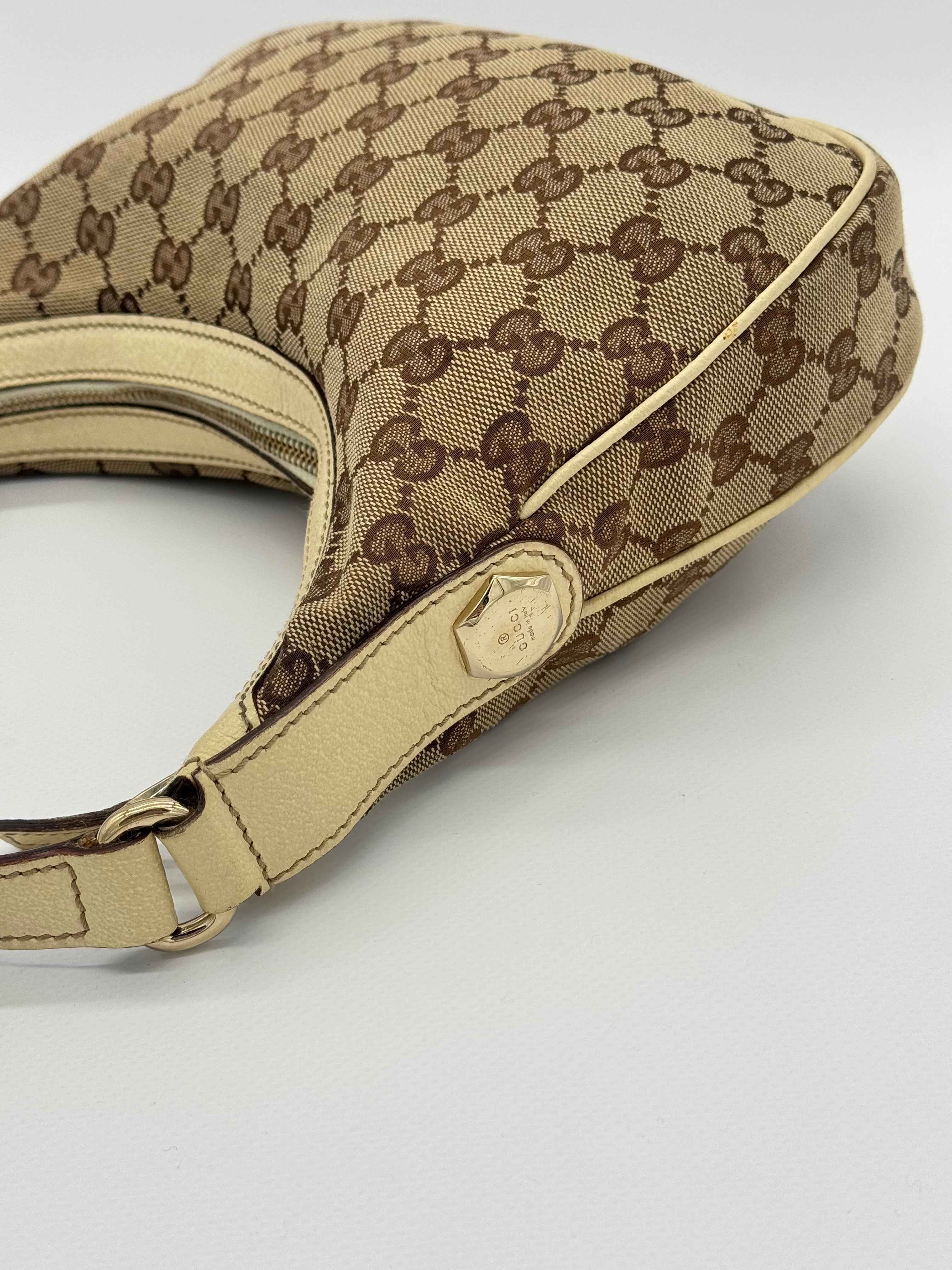 Gucci Small Charmy Hobo