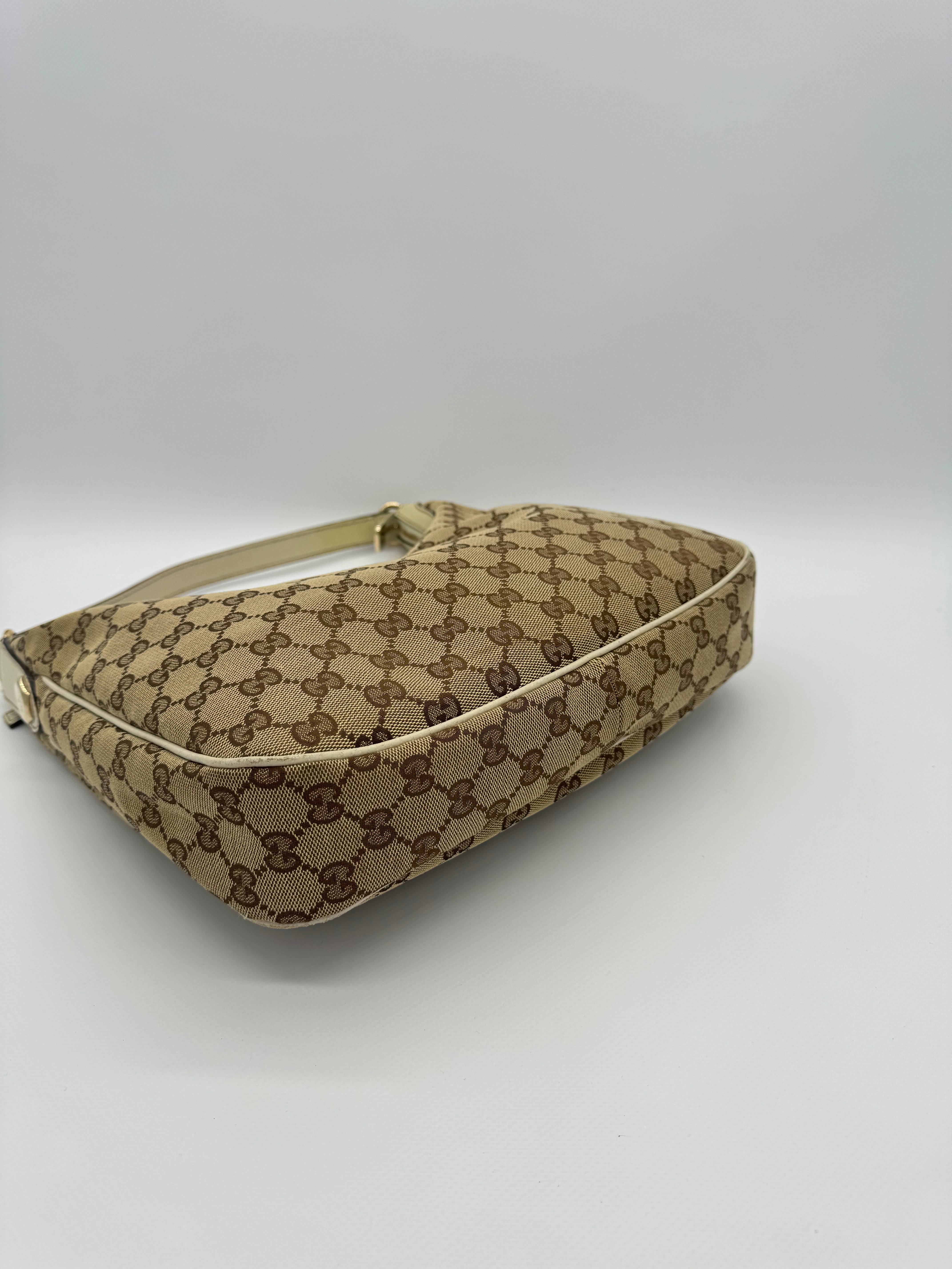 Gucci Charmy Hobo