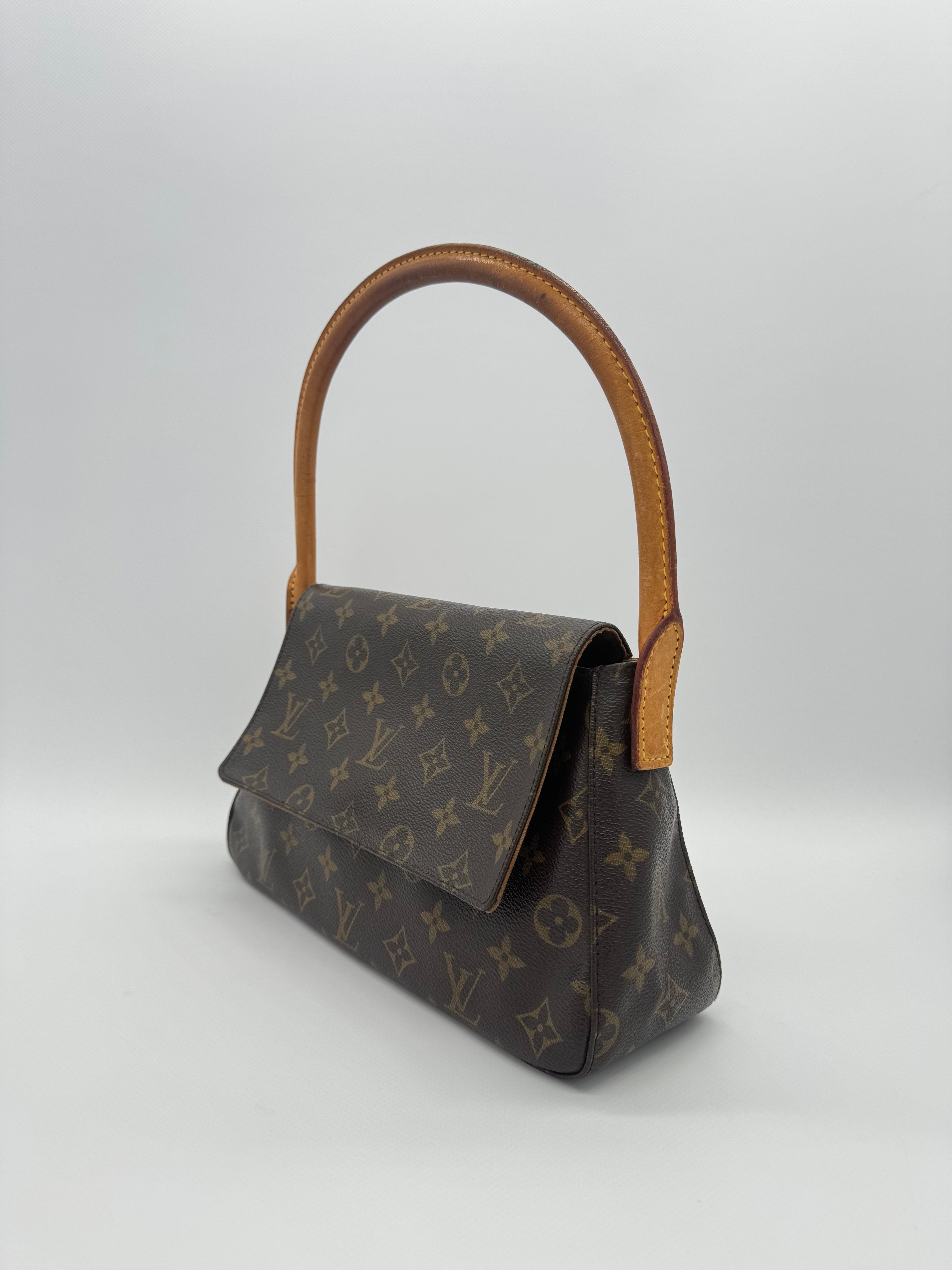 Louis Vuitton Mini Looping