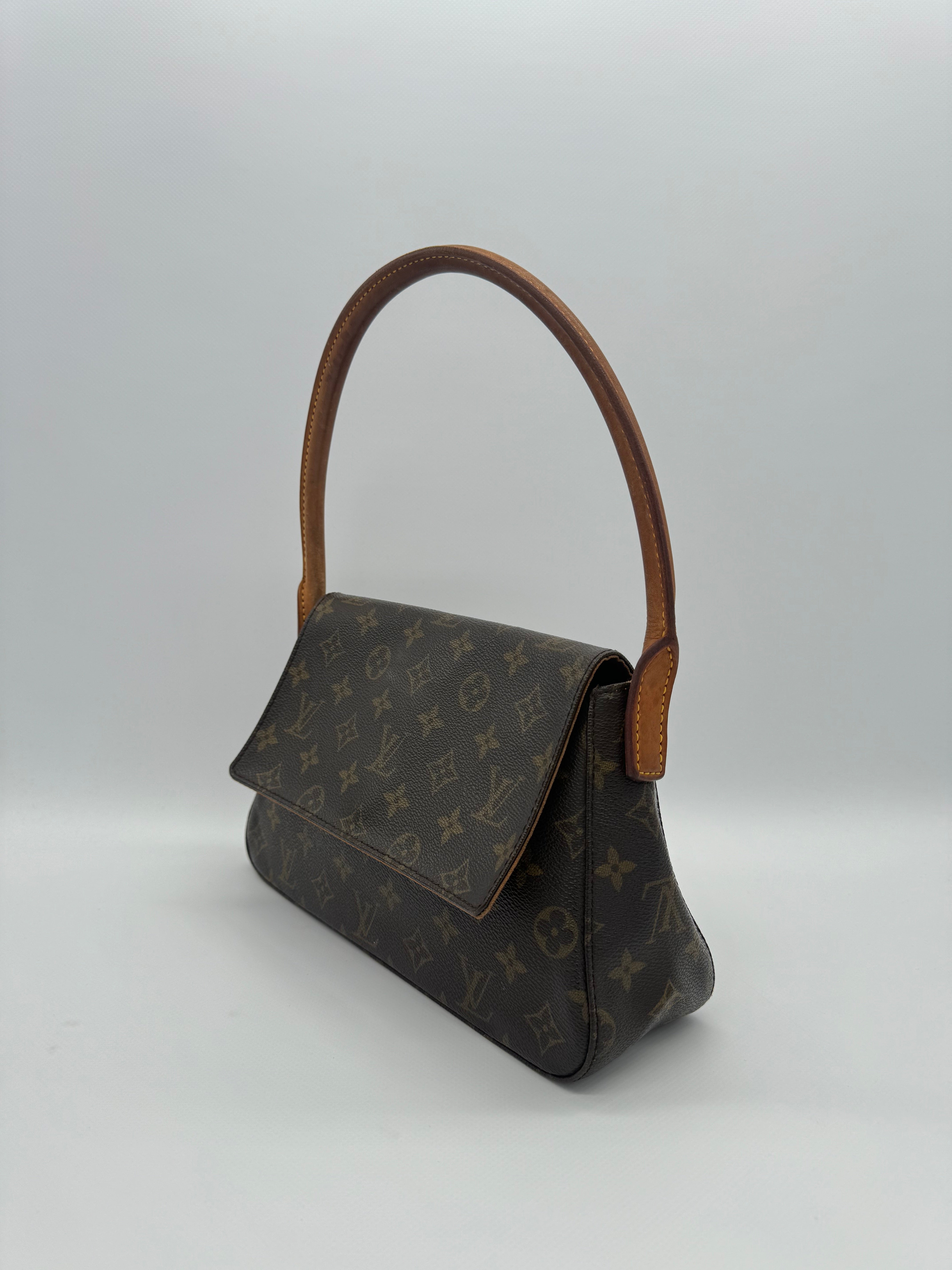 Louis Vuitton Mini Looping