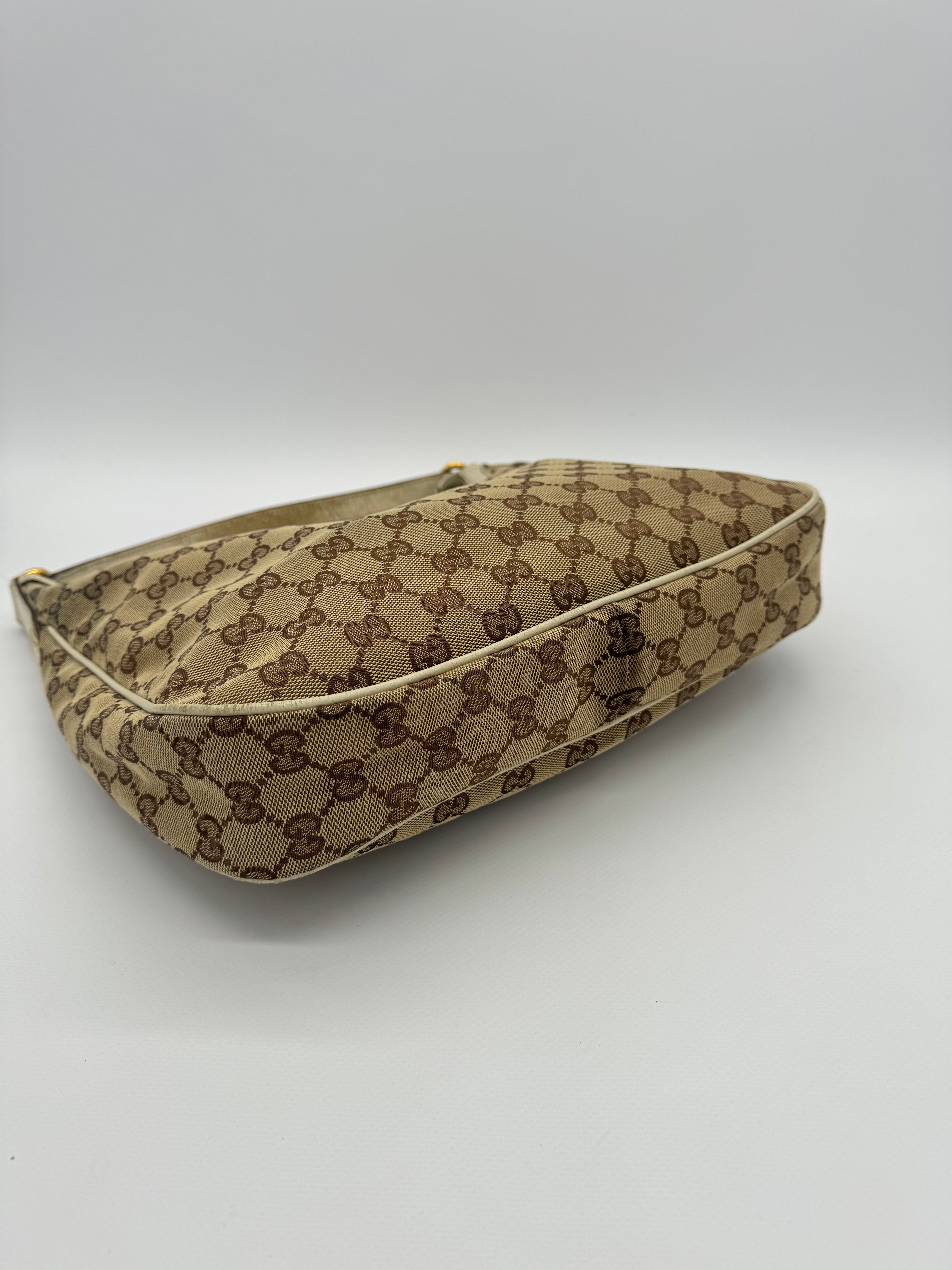 Gucci Charmy Hobo