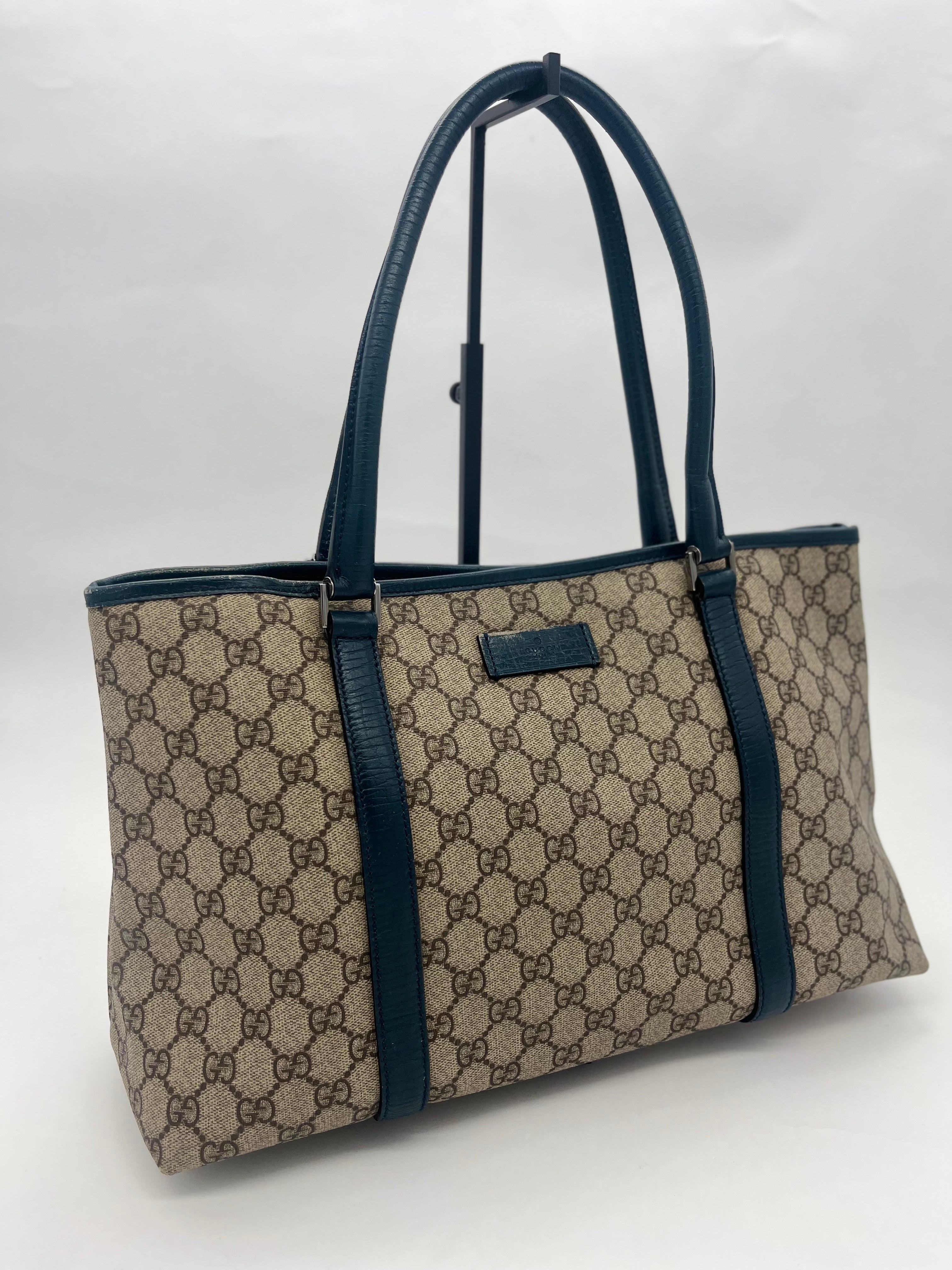 Gucci GG Shoulder Bag