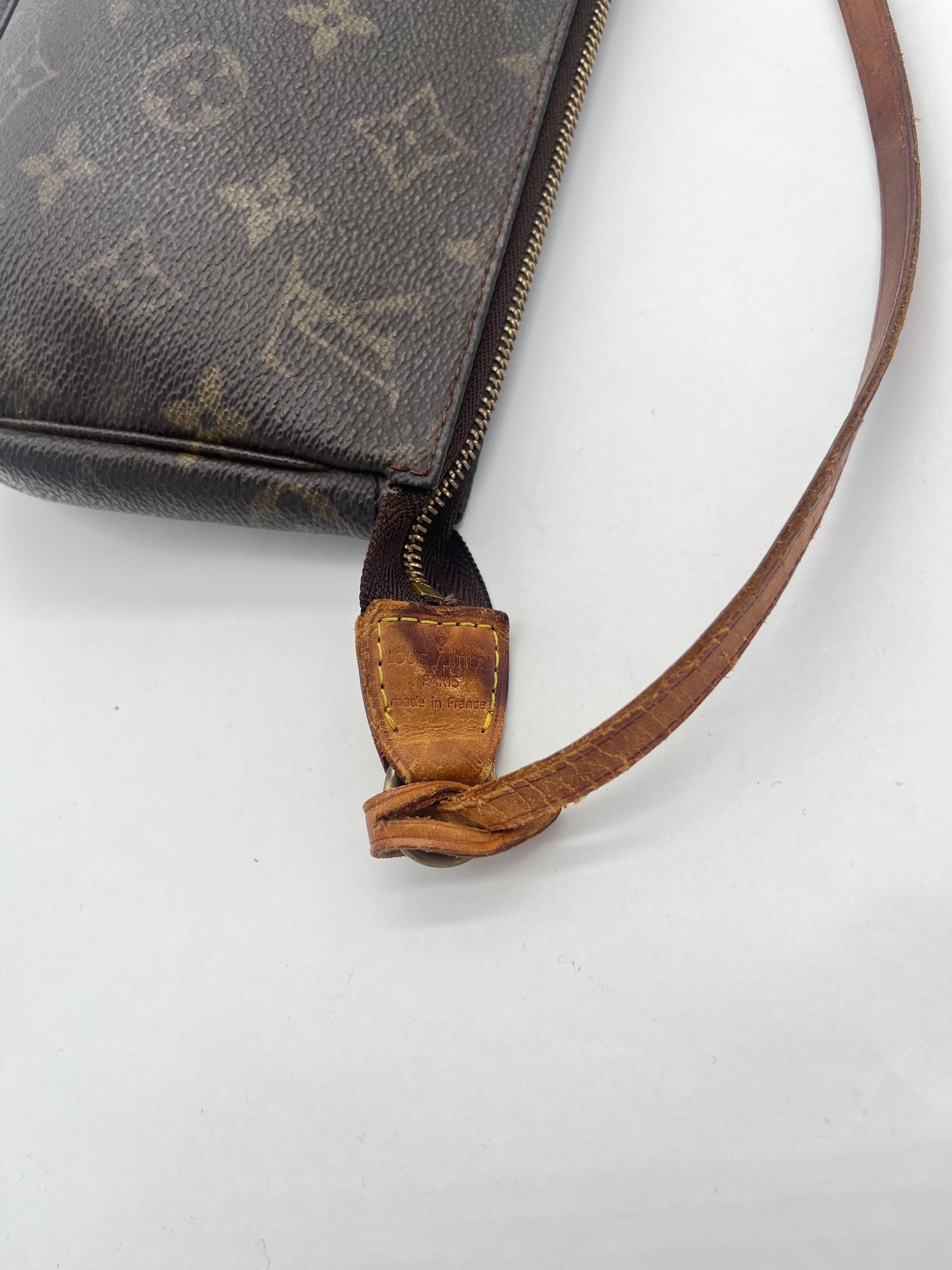 Louis Vuitton Pochette Accessoires