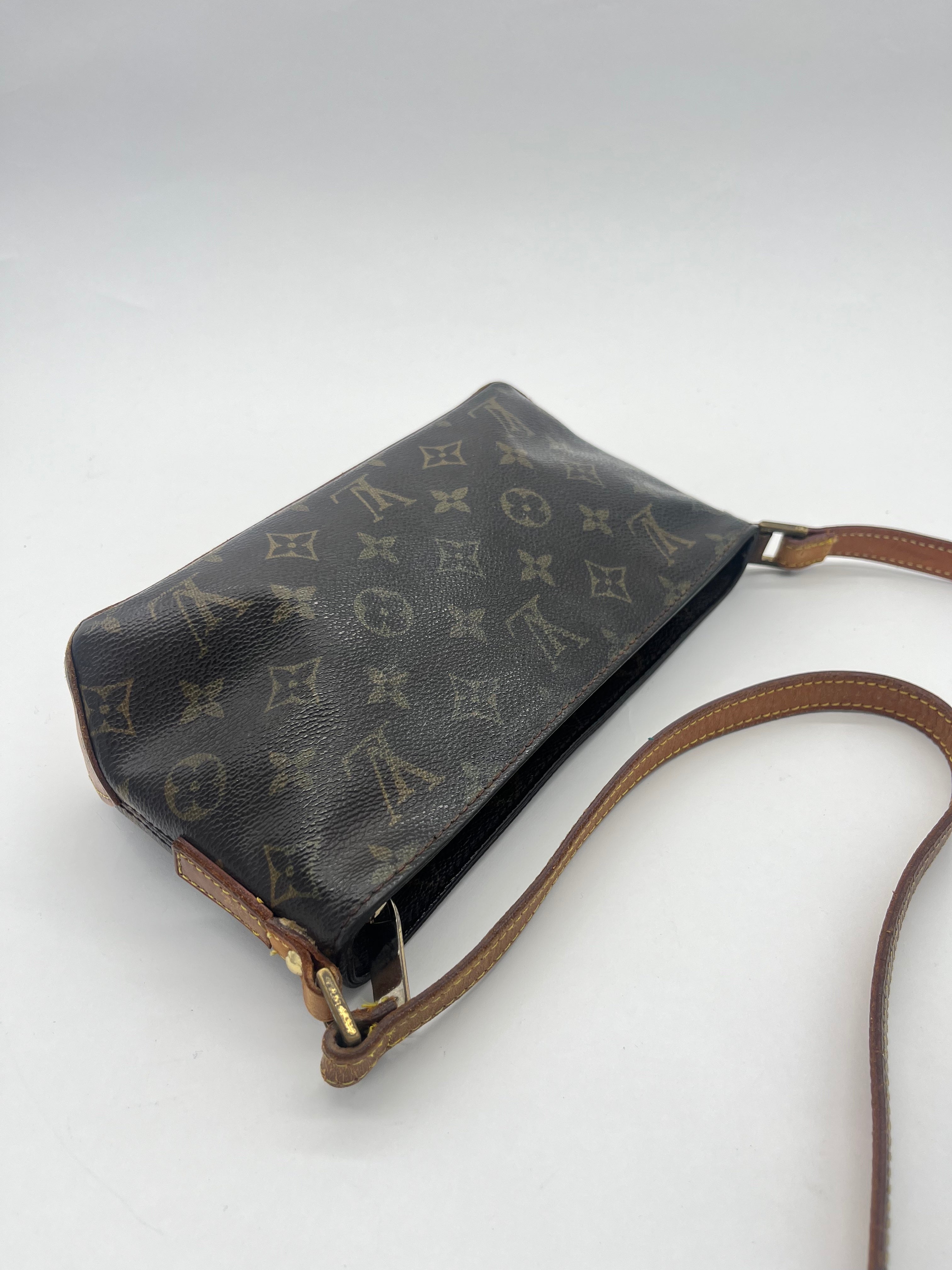 Louis Vuitton Trotteur