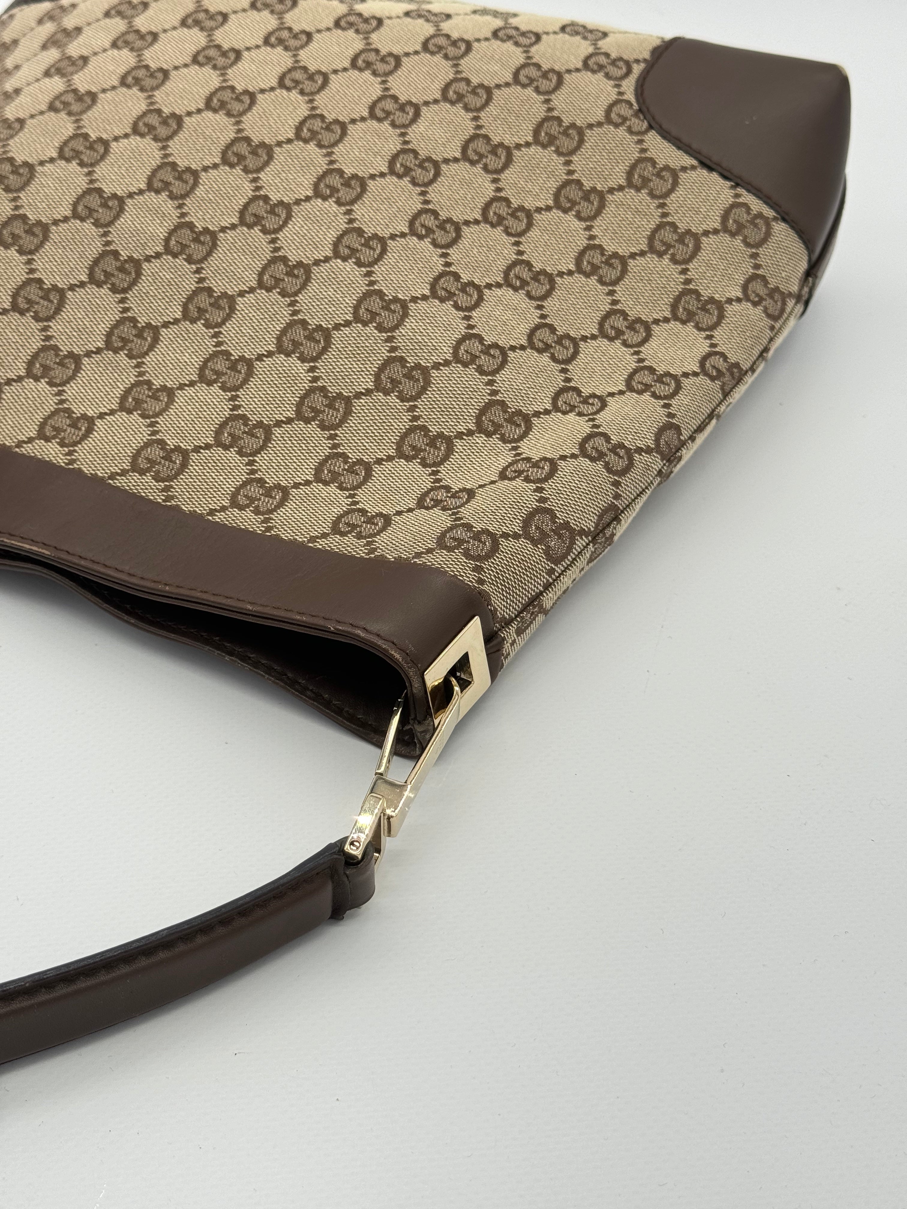 Gucci Bree Shoulderbag