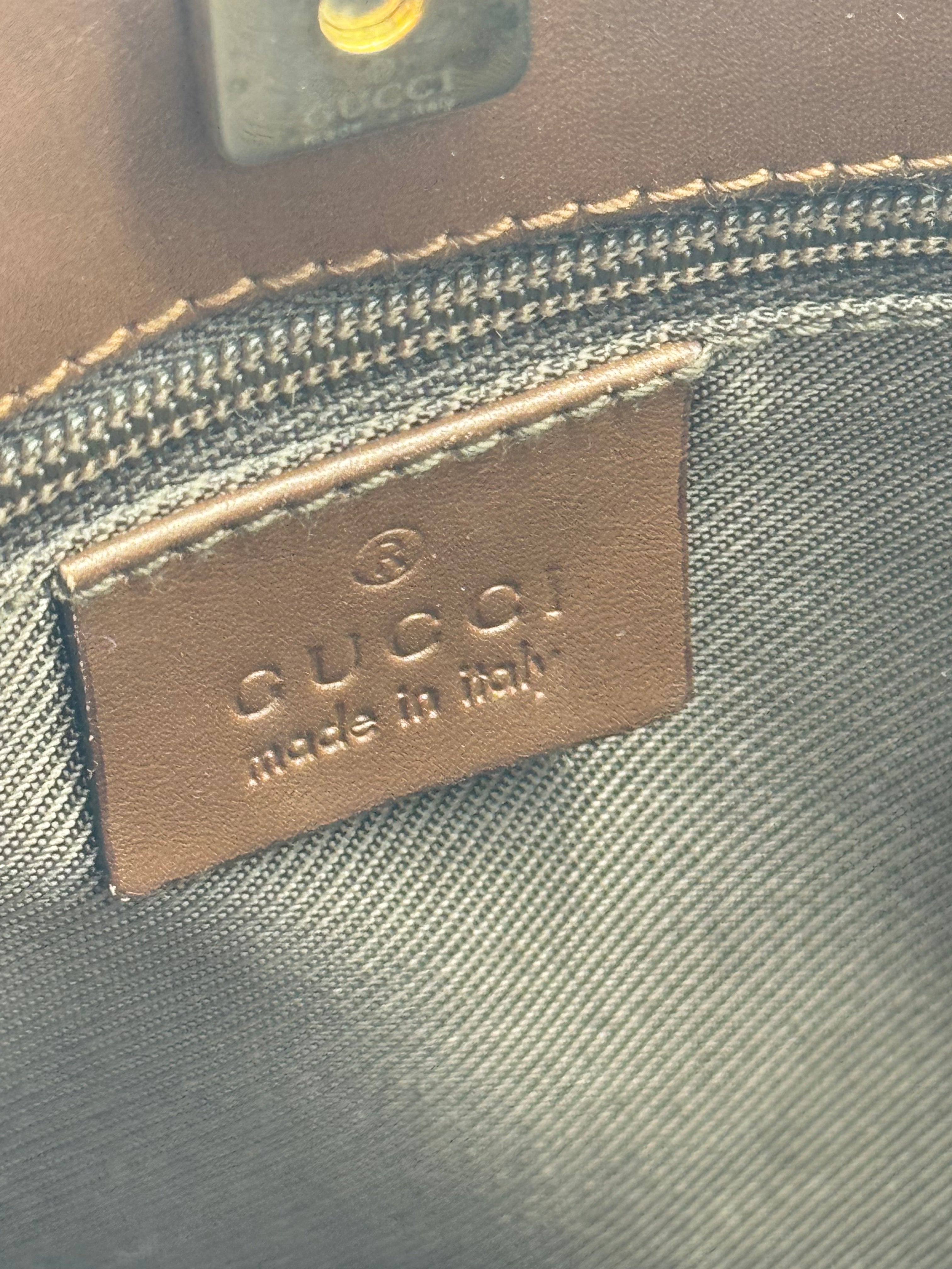 Gucci Bree Shoulderbag