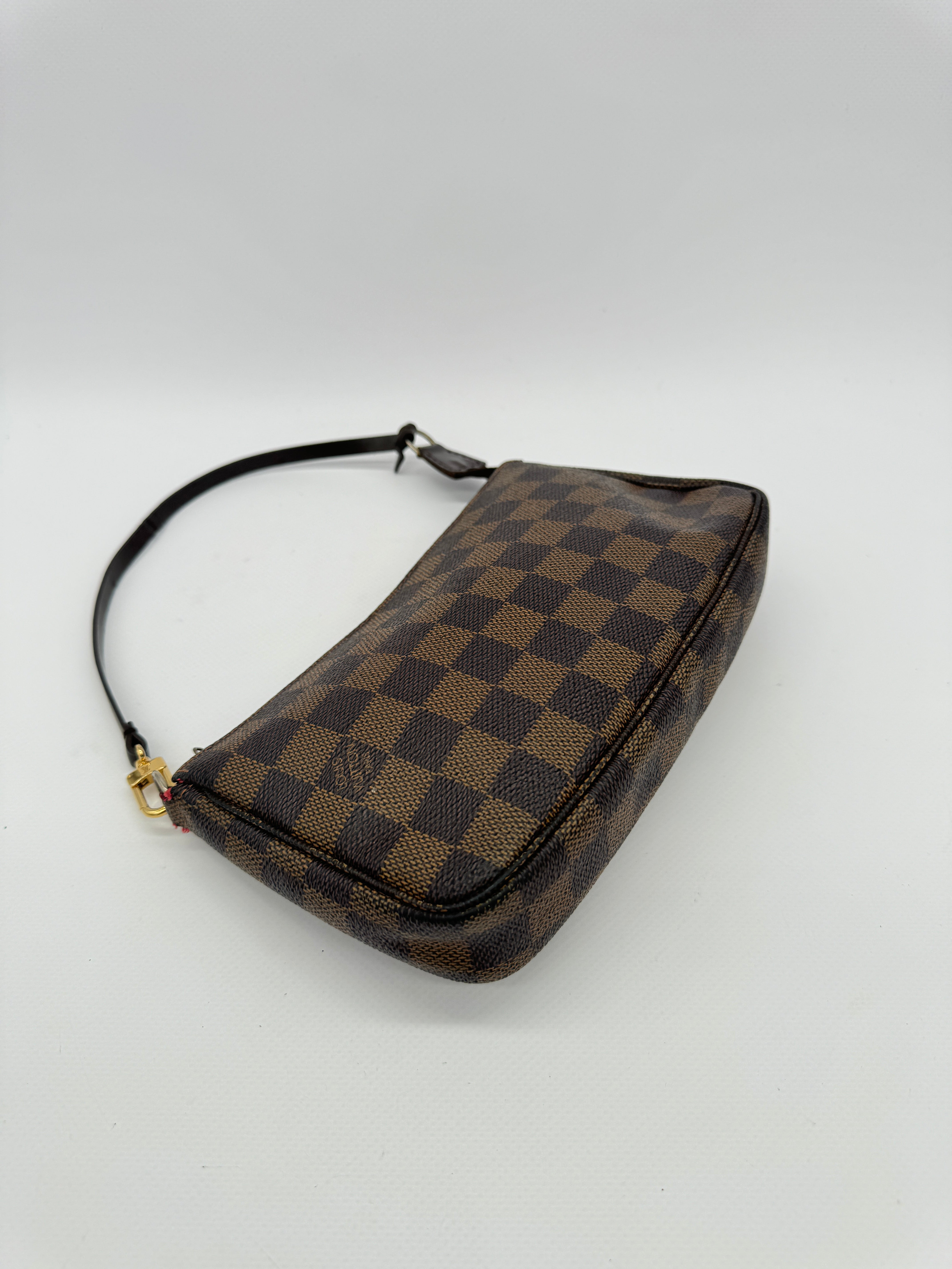 Louis Vuitton Pochette Accessoires