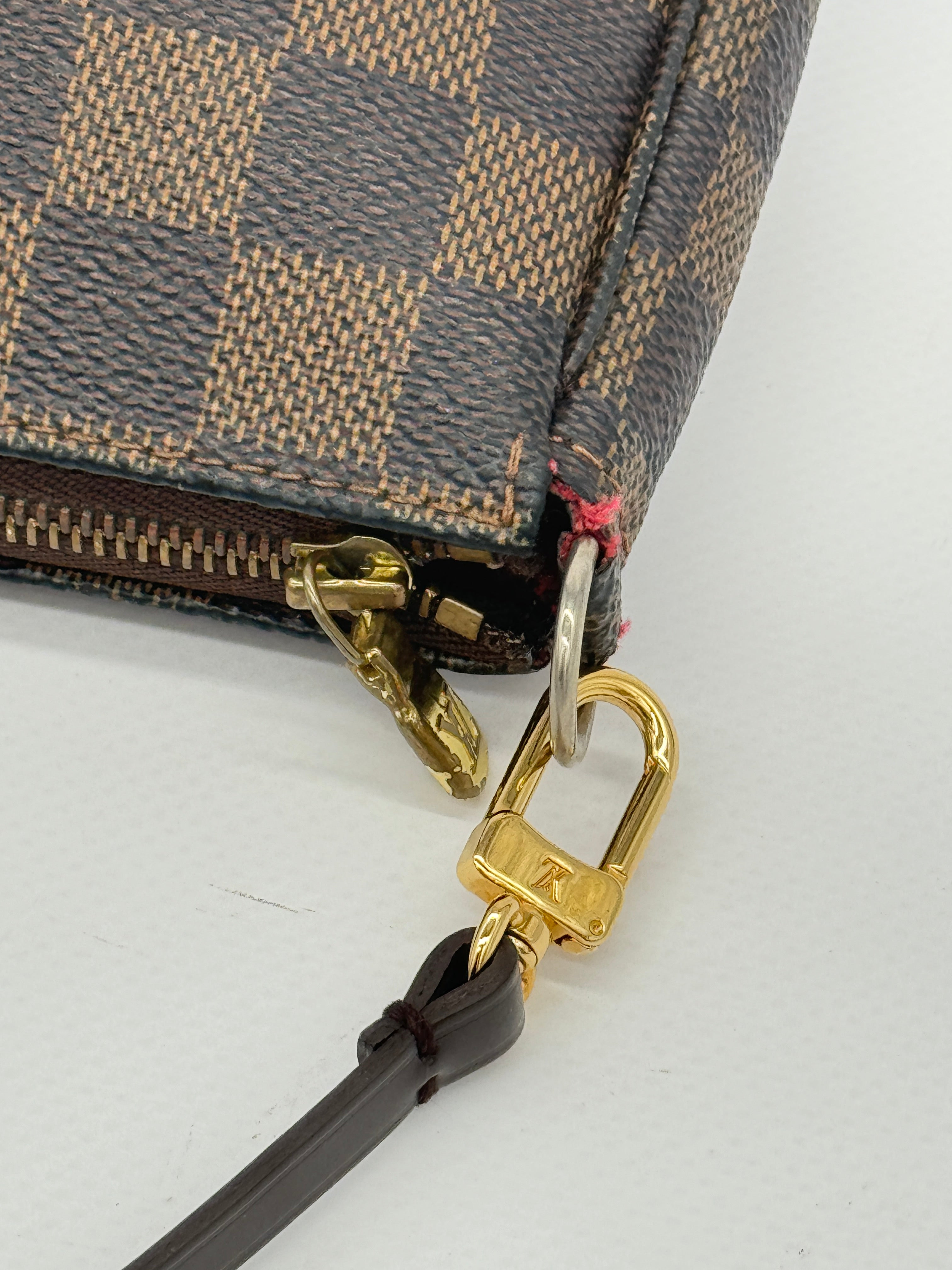 Louis Vuitton Pochette Accessoires