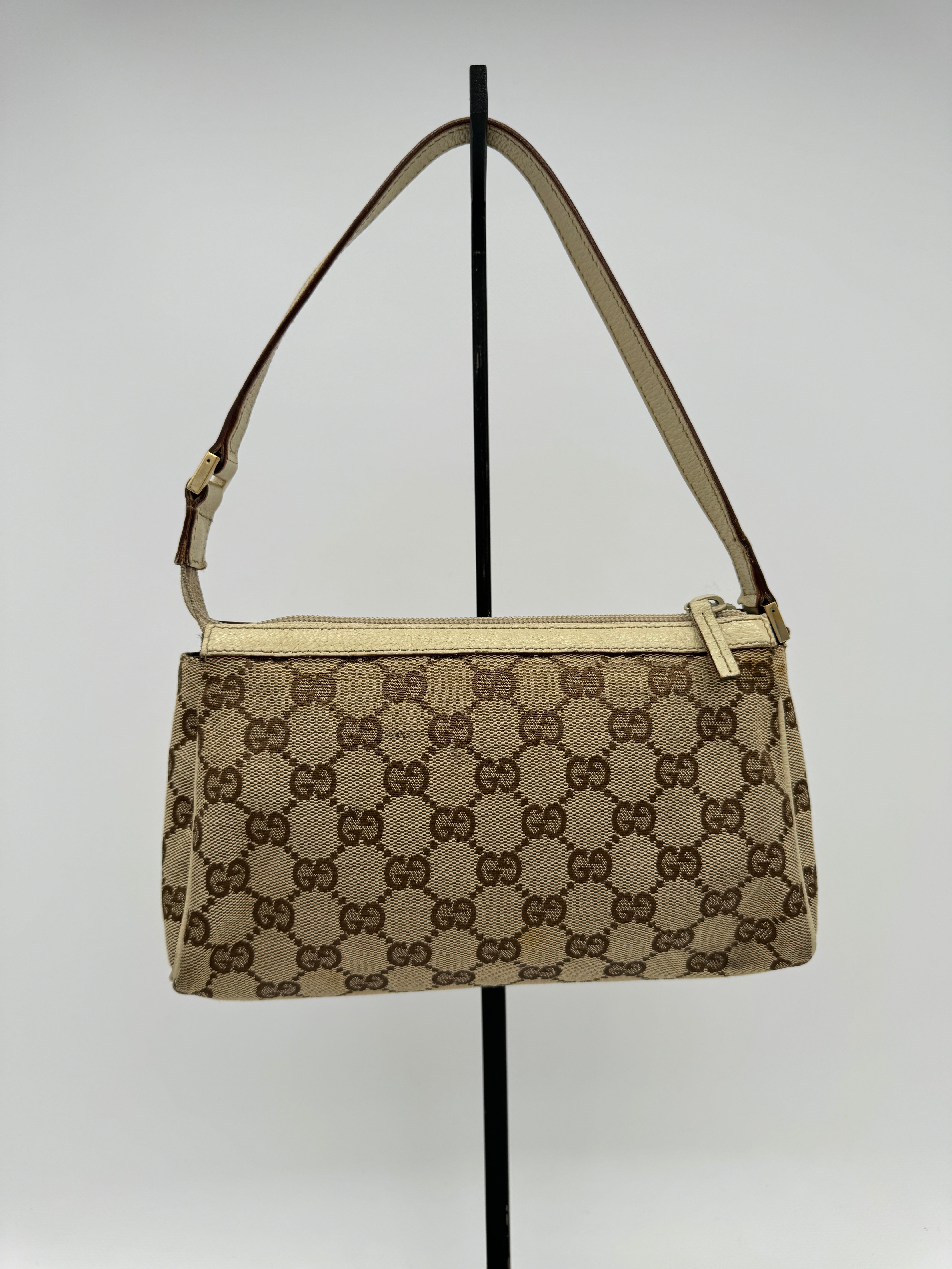 Gucci D-Ring Pochette