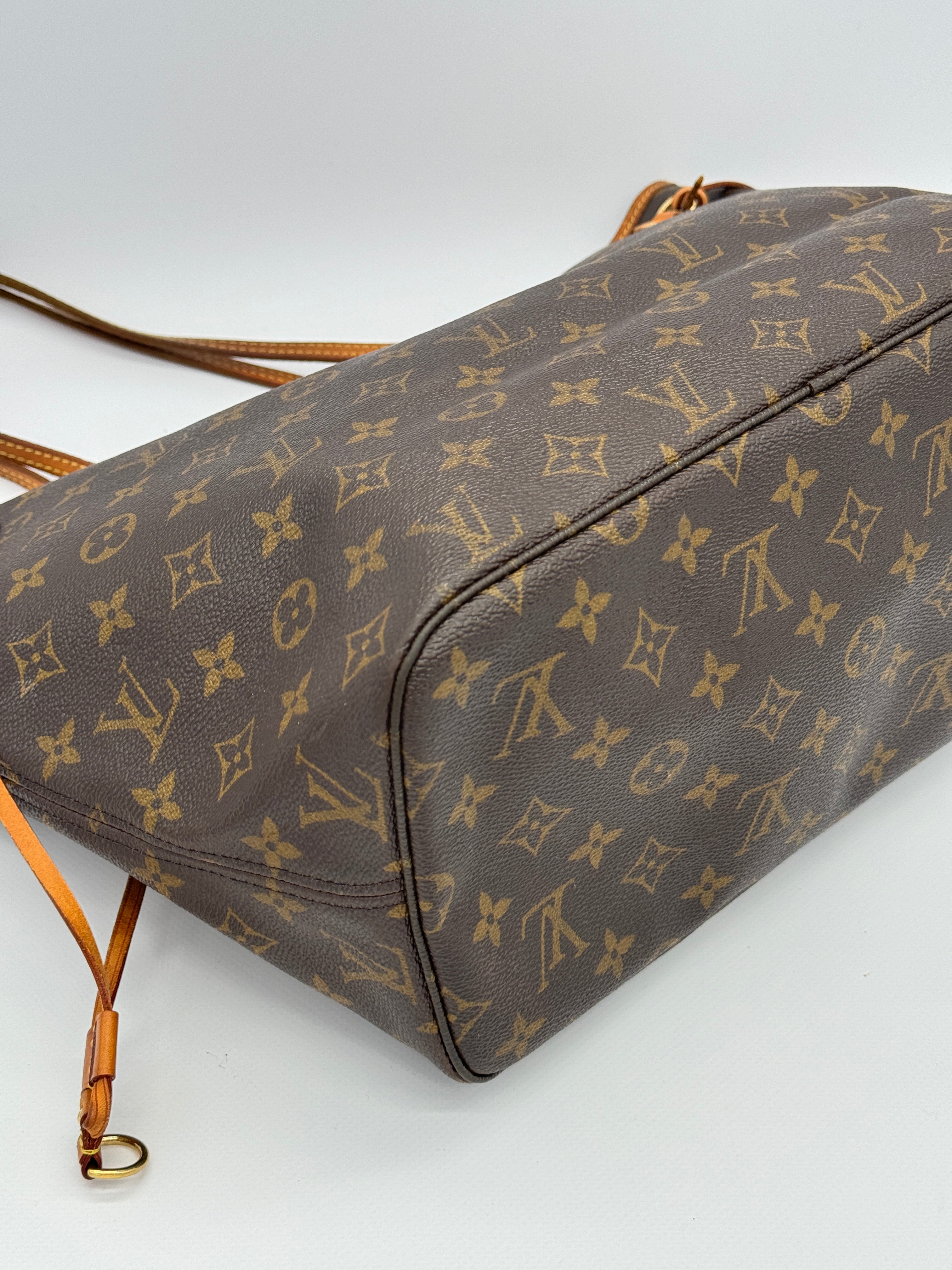 Louis Vuitton Neverfull MM