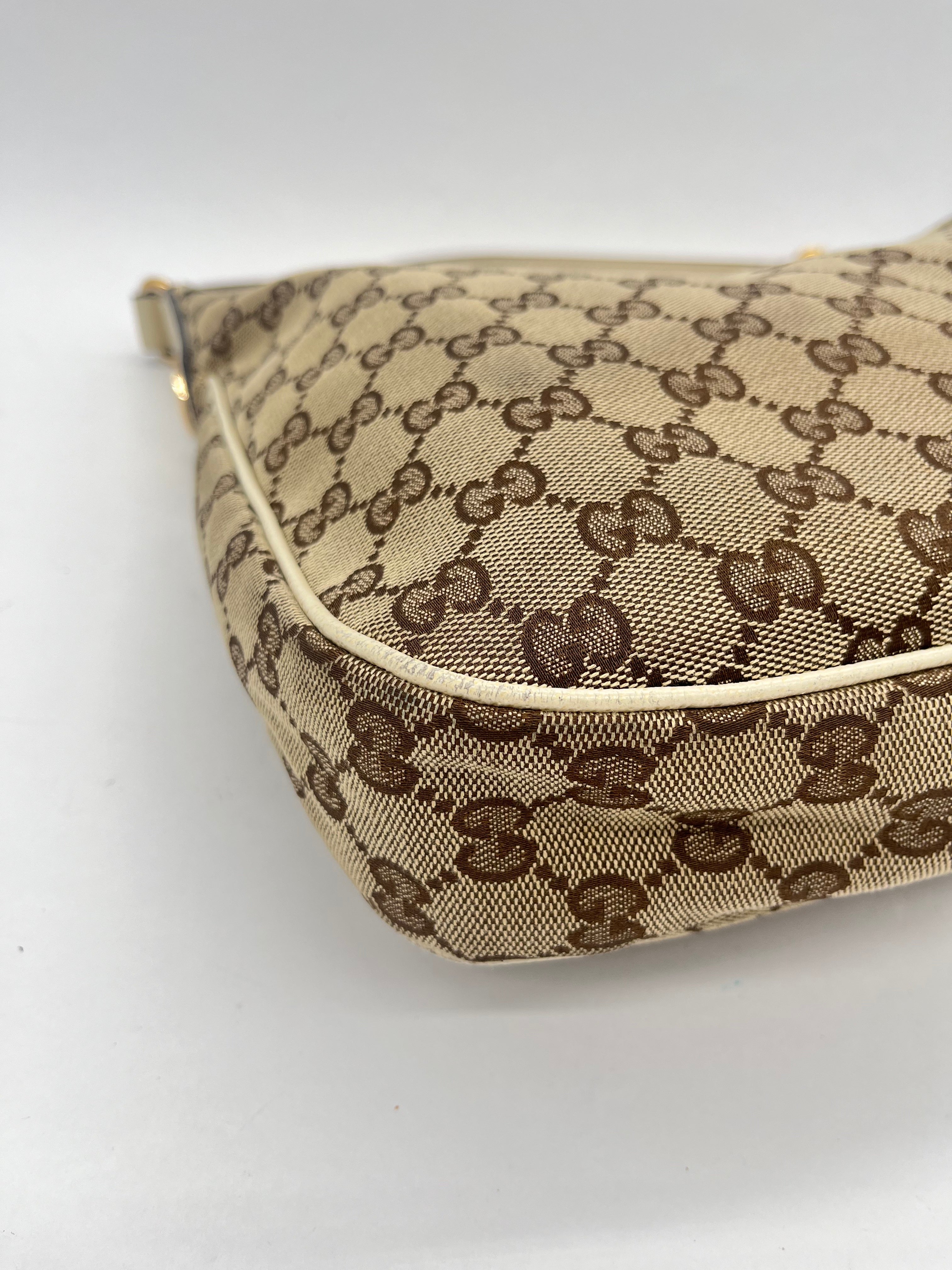 Gucci Charmy Hobo