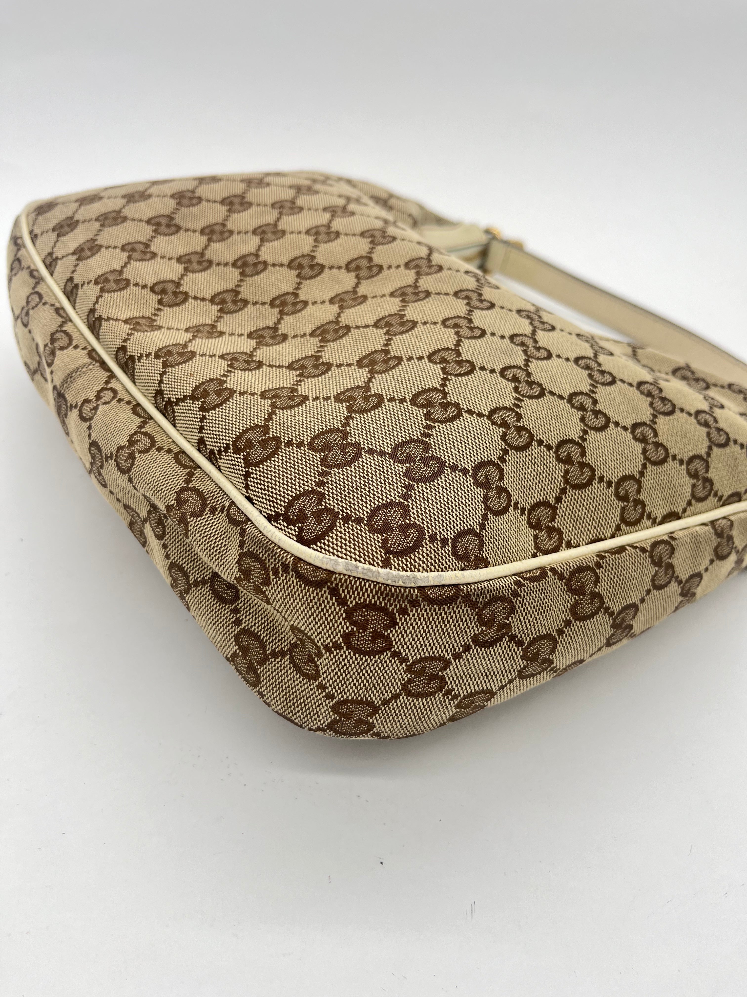 Gucci Charmy Hobo