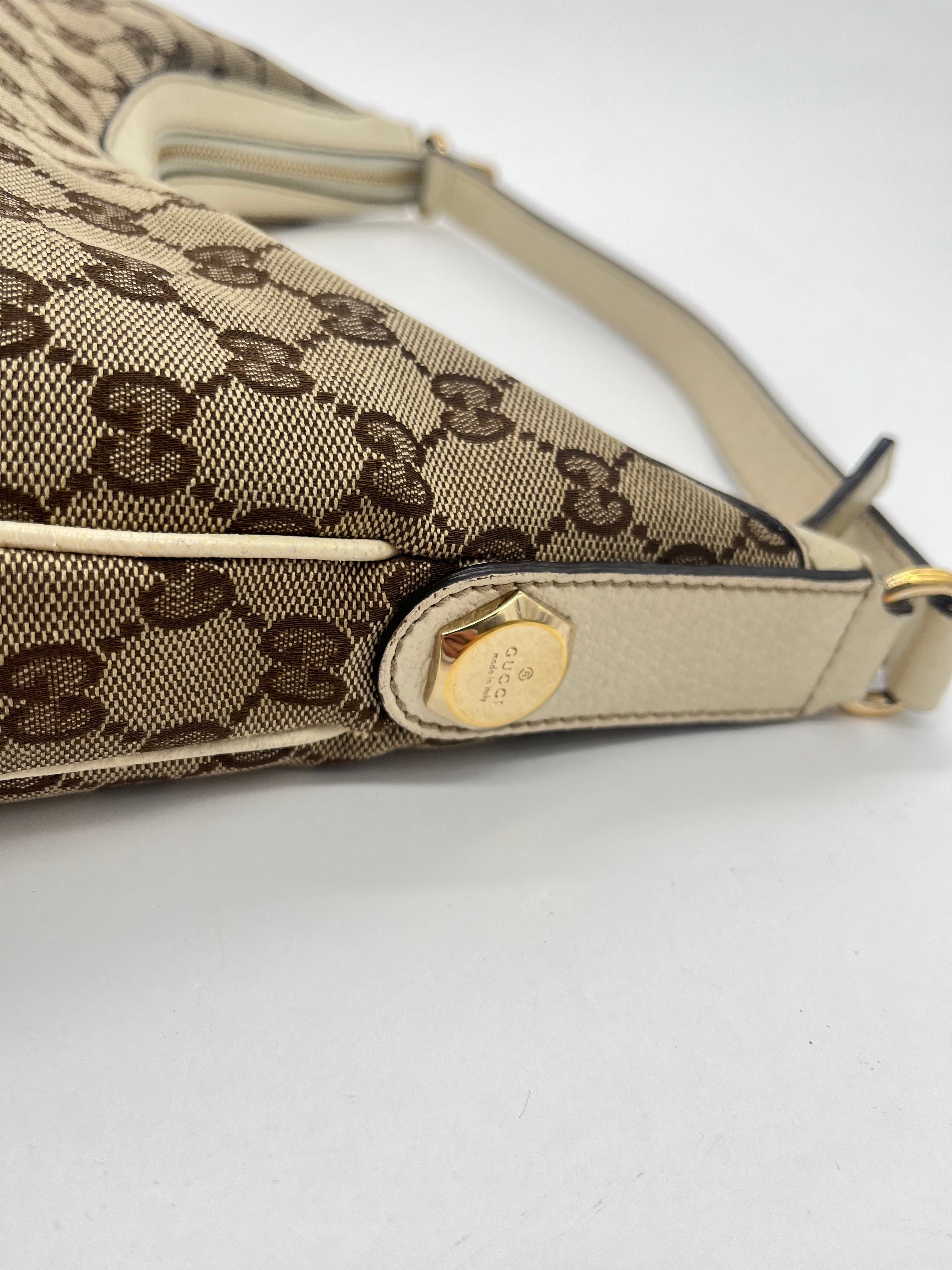 Gucci Charmy Hobo