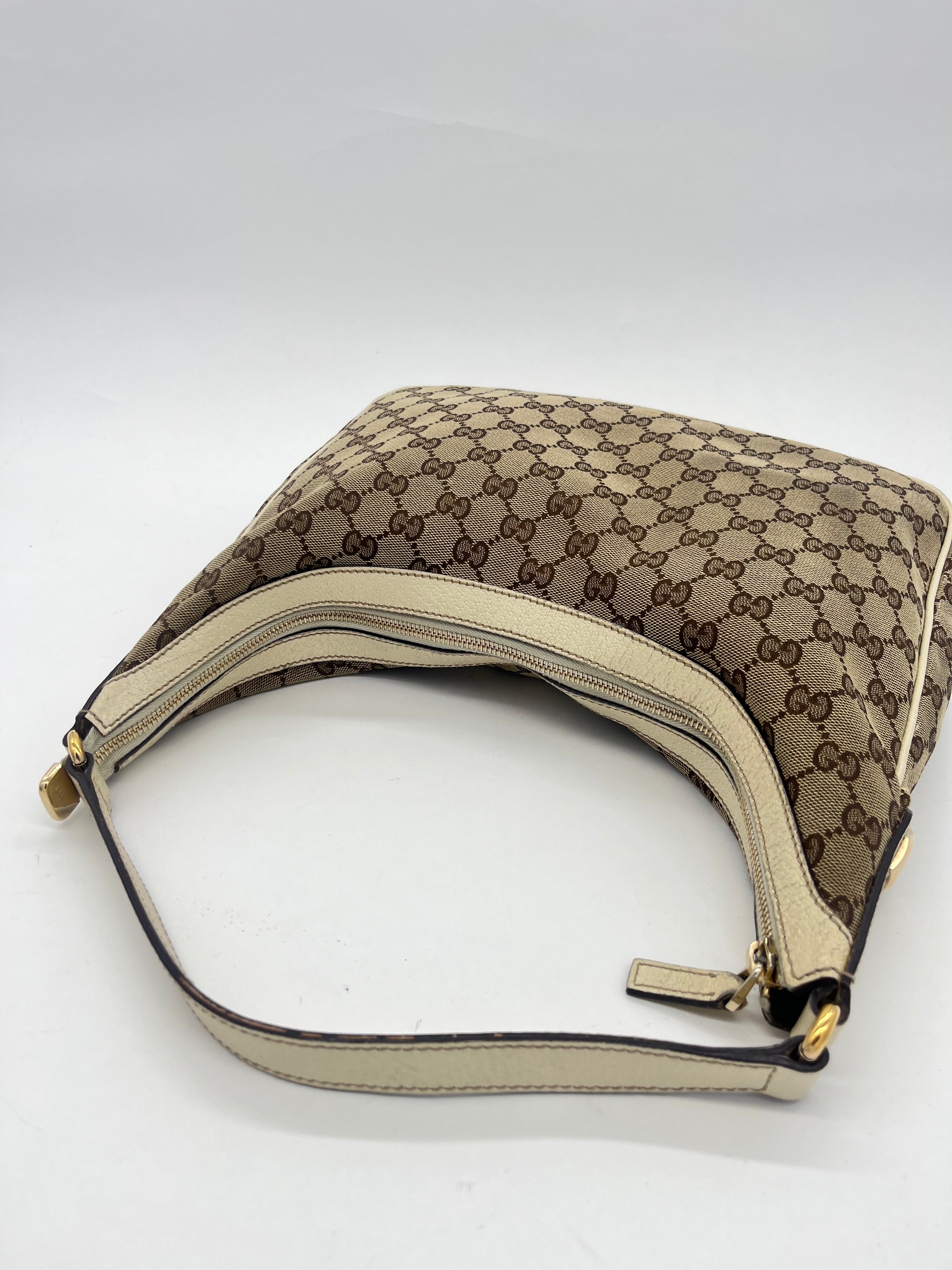 Gucci Charmy Hobo