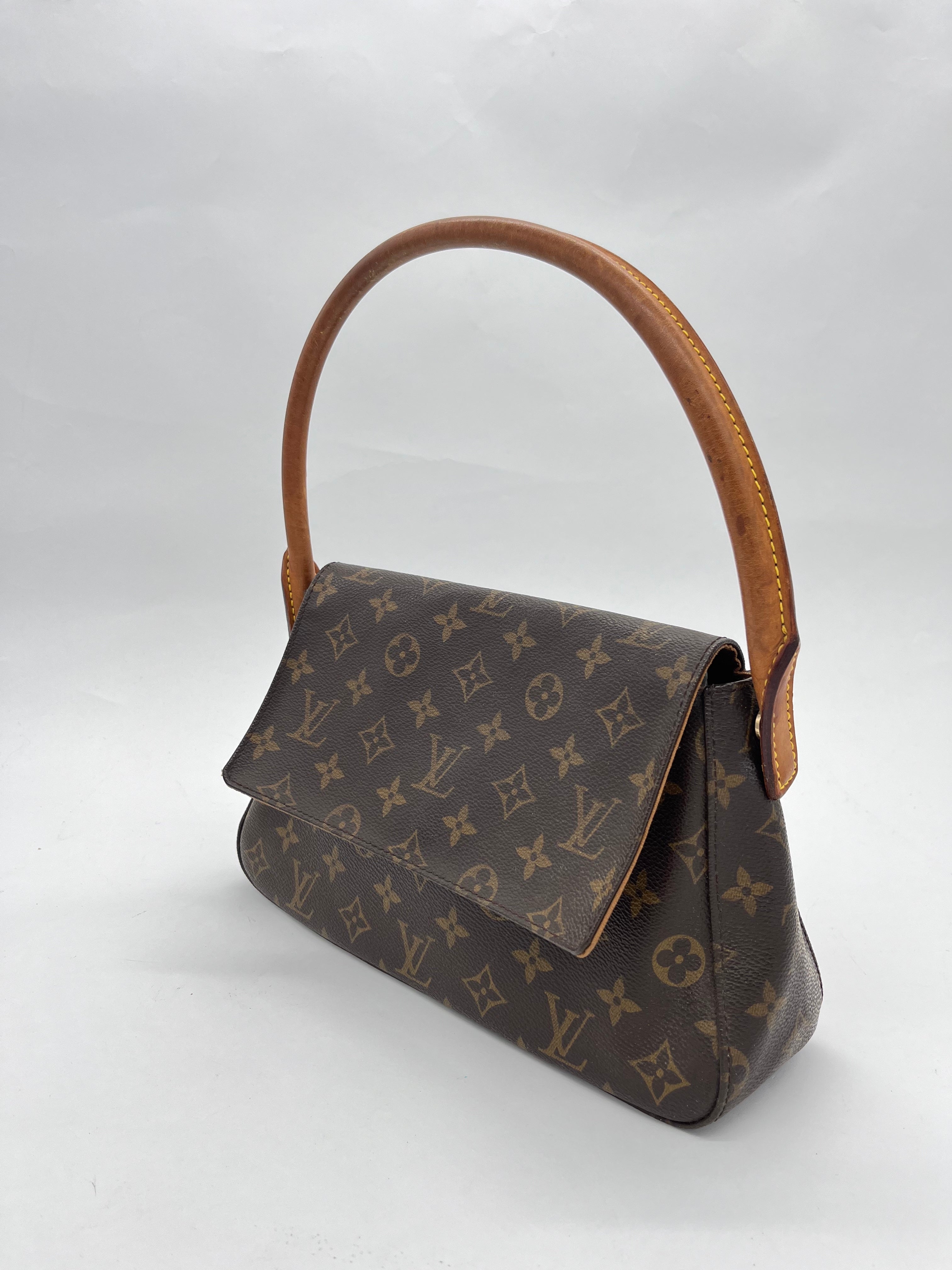 Louis Vuitton Mini Looping