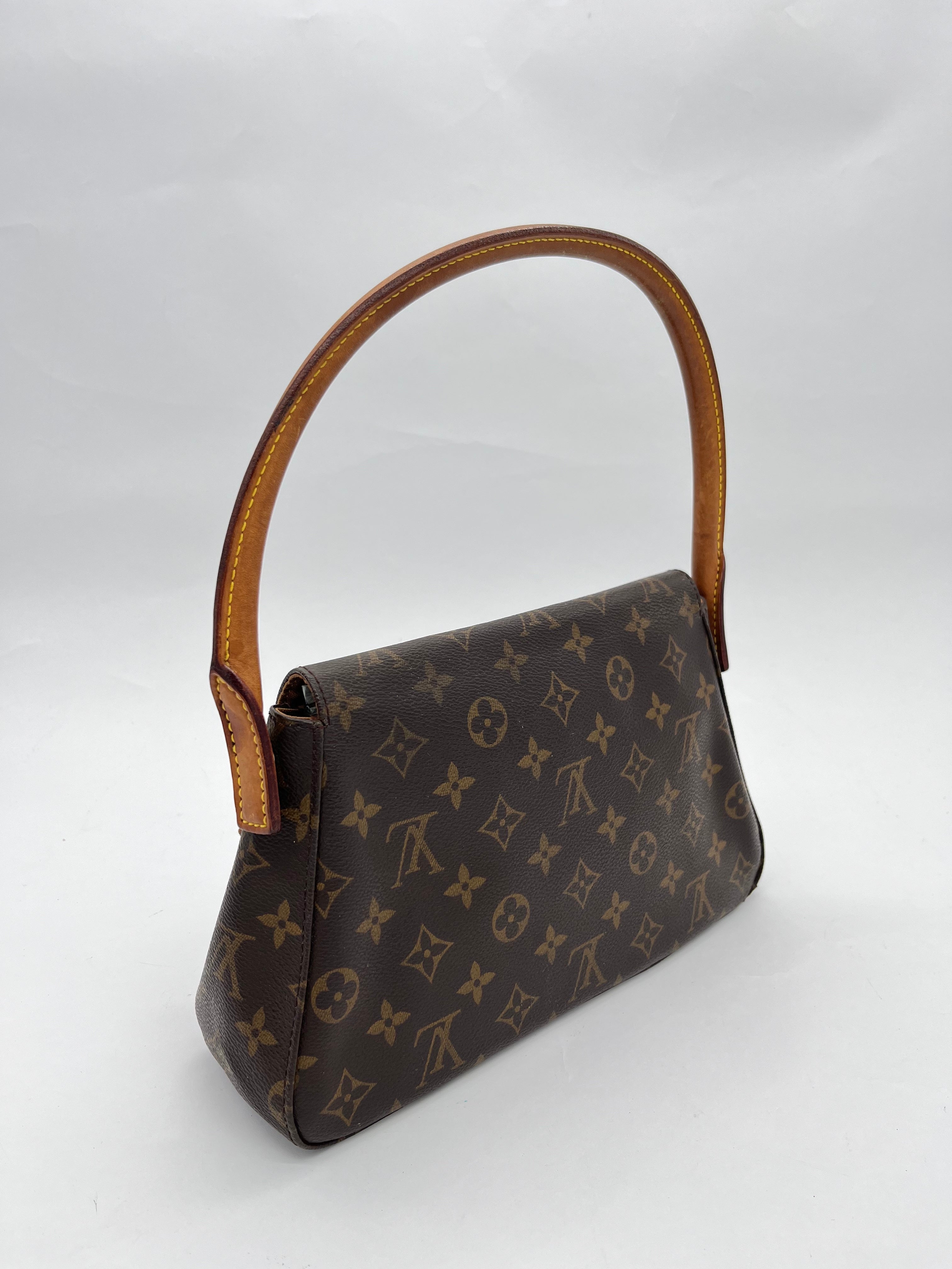 Louis Vuitton Mini Looping