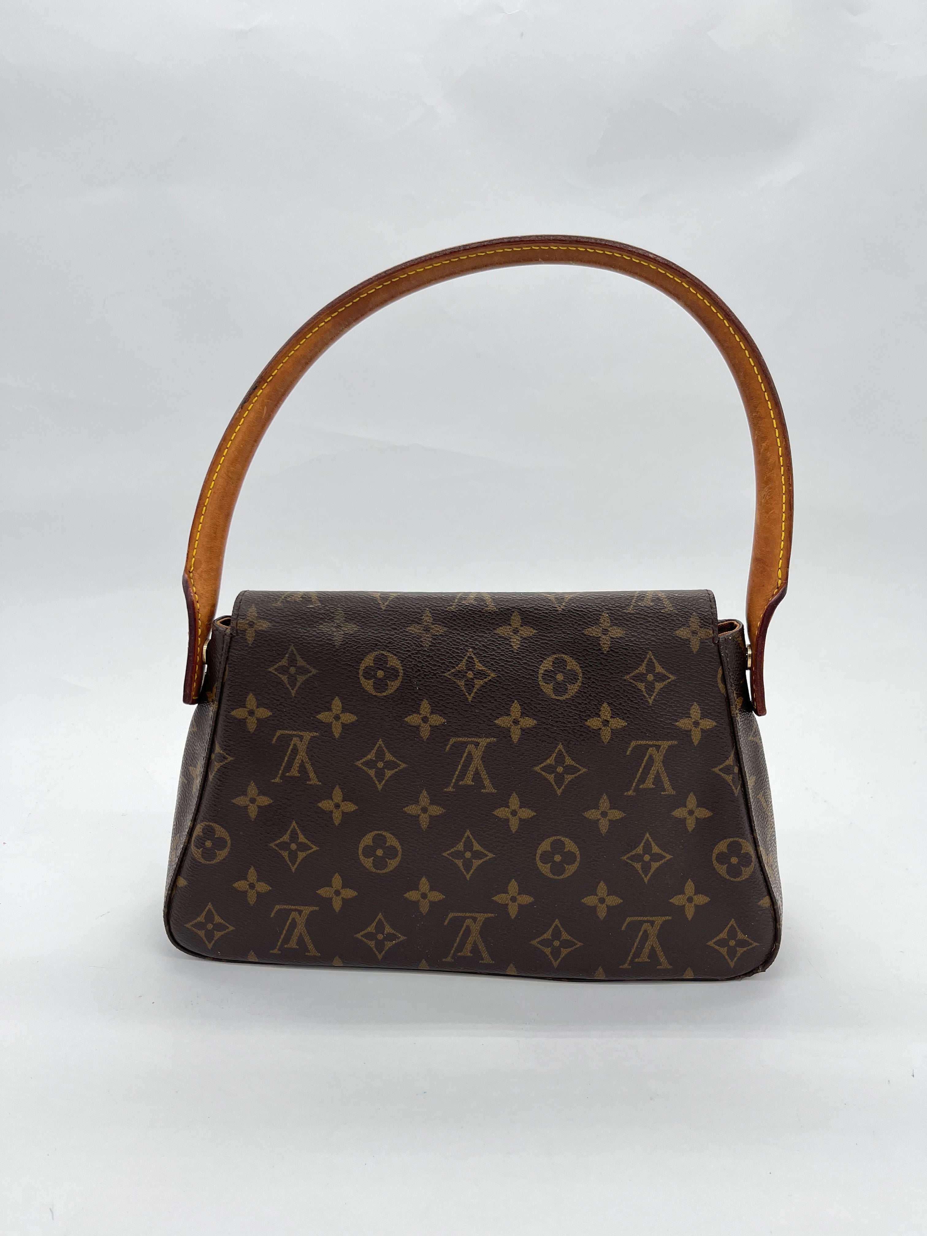 Louis Vuitton Mini Looping