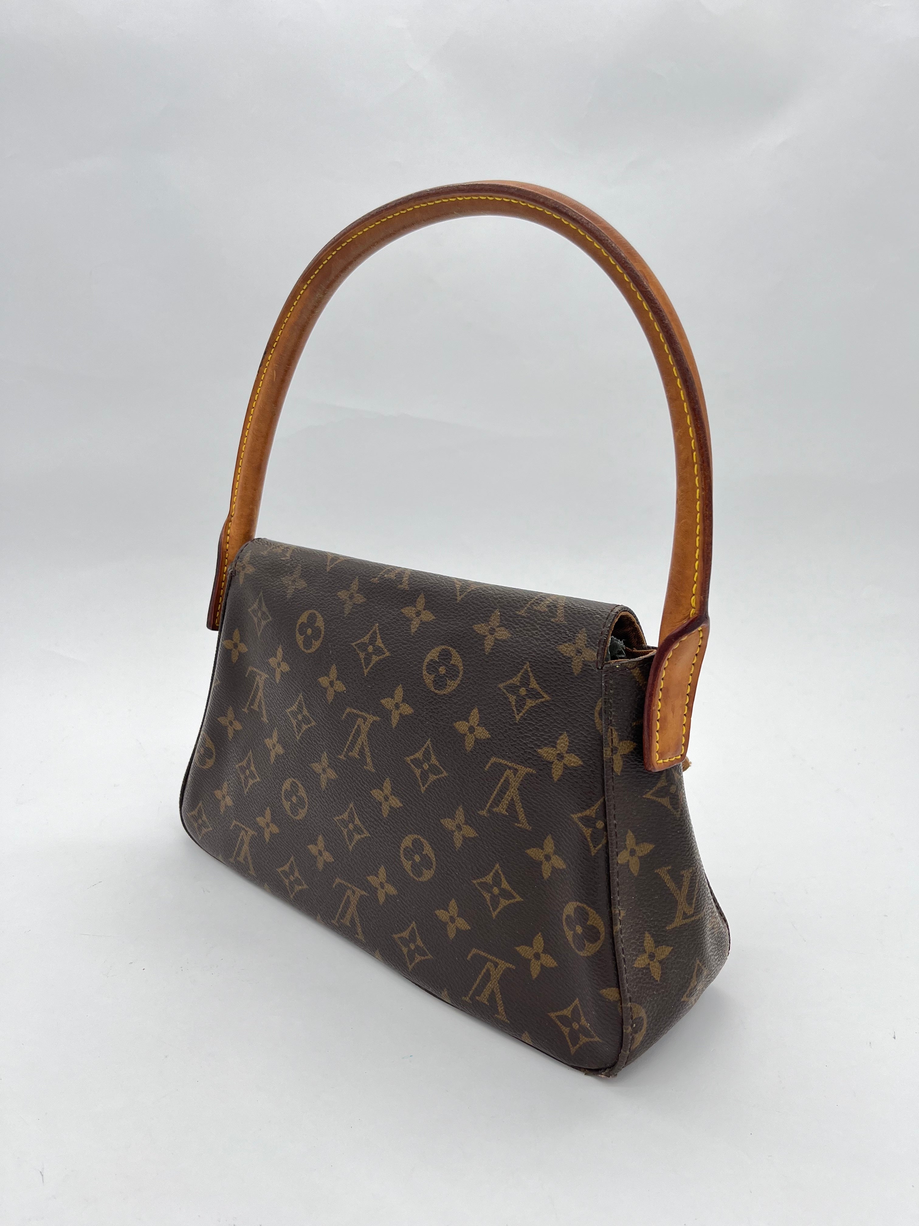 Louis Vuitton Mini Looping