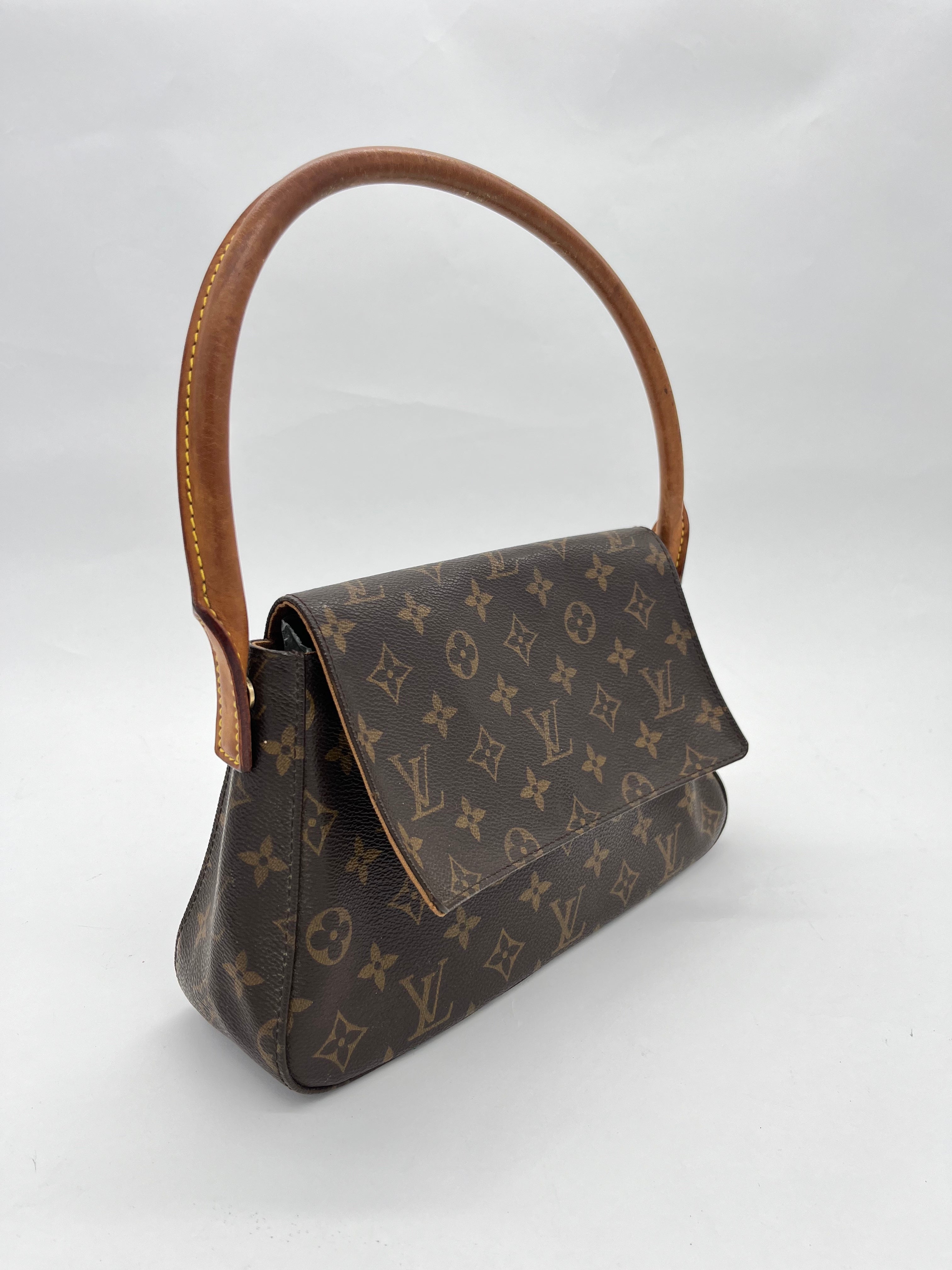 Louis Vuitton Mini Looping