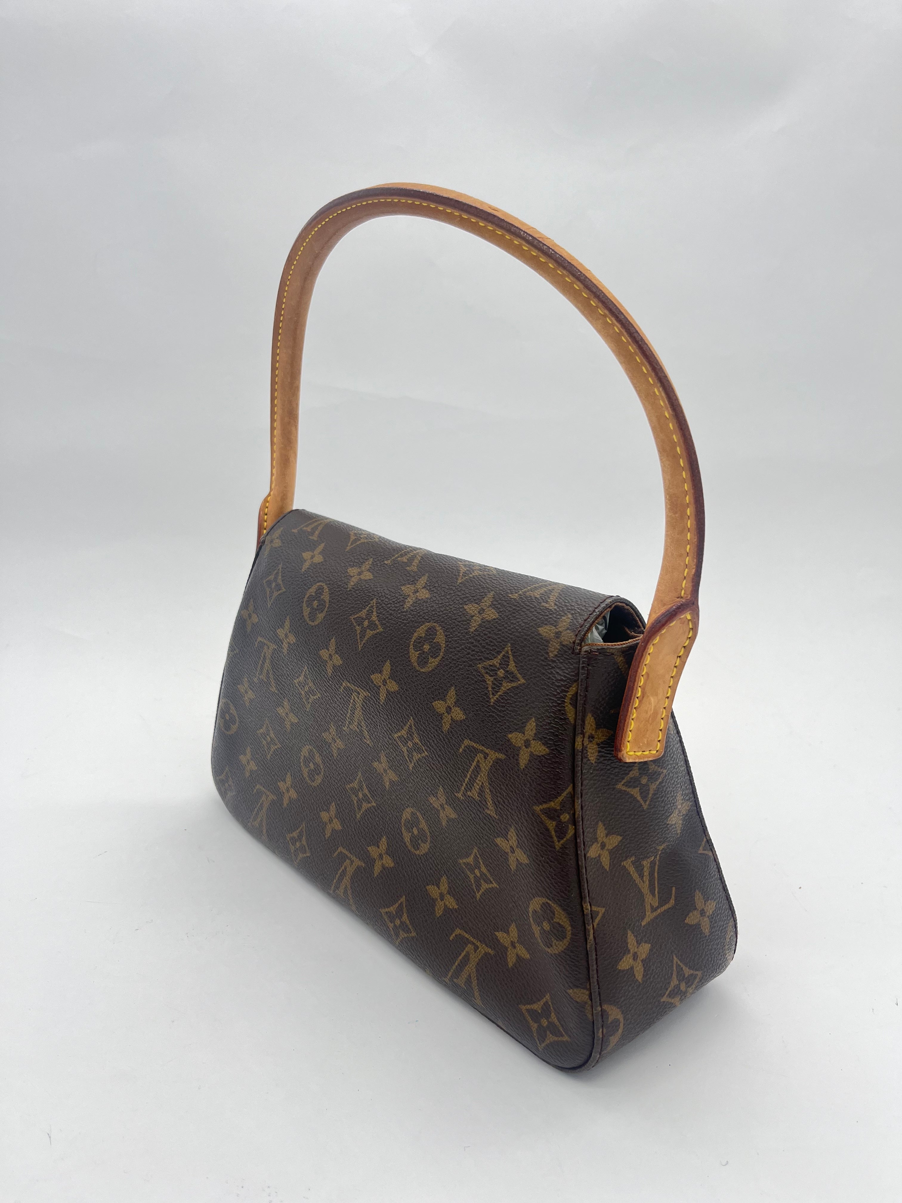 Louis vuitton mini discount looping bag retail price